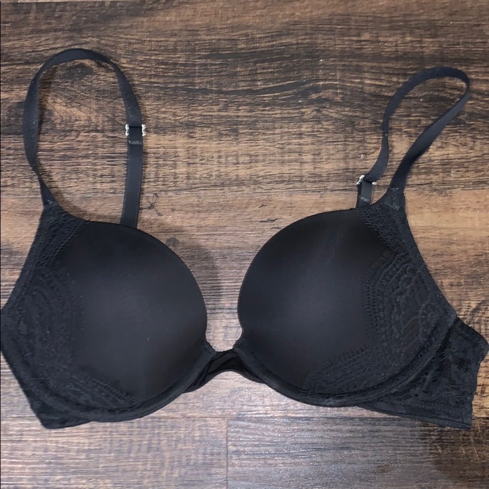 Black Victoria Secret Light Push Up Bra